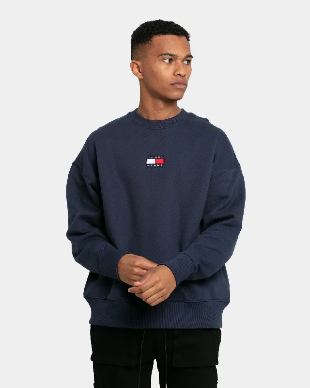 Tommy Jeans Badge Crewneck Twilight Navy Trendy Wide-Legged High-Waist Jeans