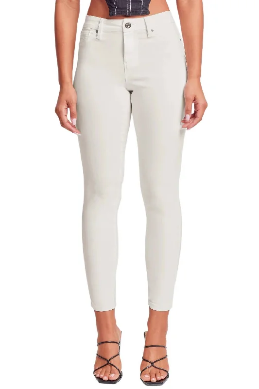 Hyperstretch Skinny Jean In Vanilla Cream Fashionable Relaxed Fit Denim