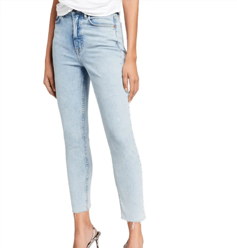 Super High Rise Karolina Jean In In The Sky Fashionable White Denim Jeans
