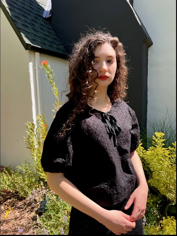 Blouse Wilh Silk Tie - Black Loose Oversized Blouse