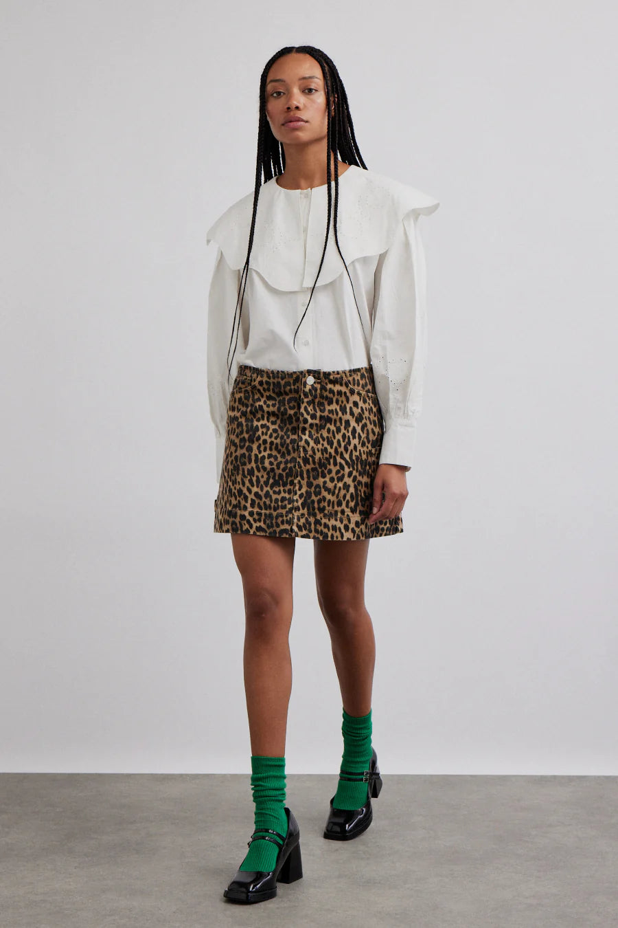 Romeo Embroided Blouse White Sleeveless Summer Blouse