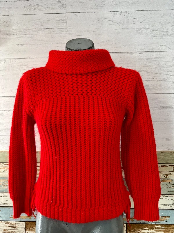 80’s Red Knit Turtleneck Sweater With Sided Knot Strings Faux Fur Fabric Real Fur Fabric Shearling Fabric 80’s Red Knit Turtleneck Sweater With Sided Knot Strings Faux Fur Fabric Real Fur Fabric Shearling Fabric