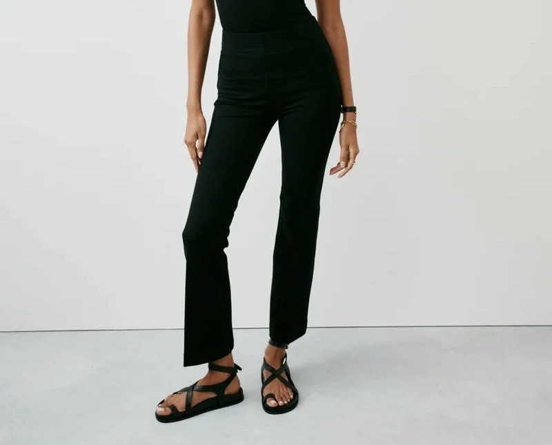 SPANXsmooth PerfectFit Ponte Kick Flare Pant | Black Cozy Full-Length Pants