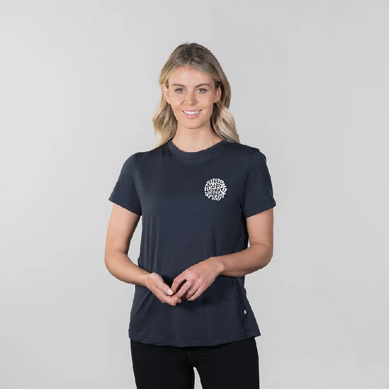 Universal Tee - Wild Heart Welt Pockets Slit Pockets Flap Pockets