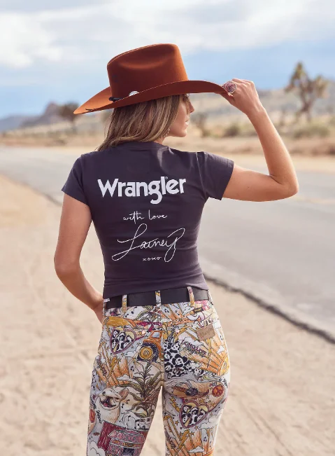 Wrangler X Women's Lainey Wilson Phantom With Love Shrunken Band Tee 112360647 Mesh Canvas Denim