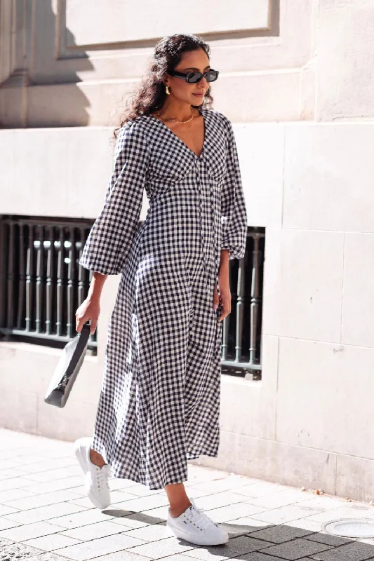 Elixir Navy Gingham LS Tie Front Maxi Dress Elegant Maxi Dress with Drapes