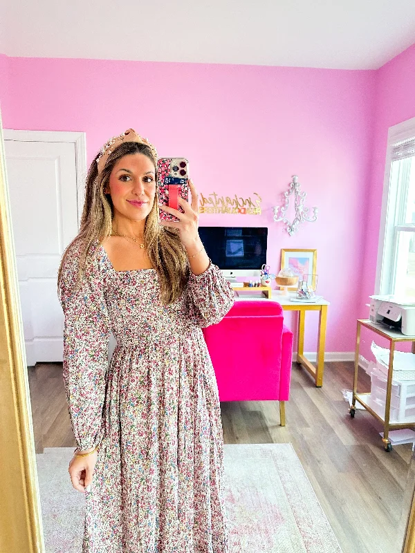Wendy Smocked Sweatheart Maxi Dress Fashionable Layered Maxi Dress