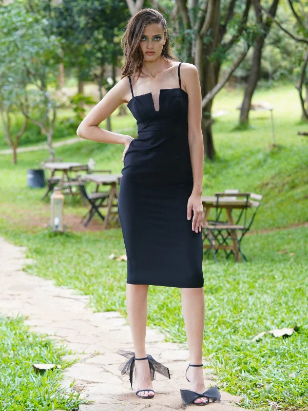 Odette Women Black Polyester Solid Stitched Dress
