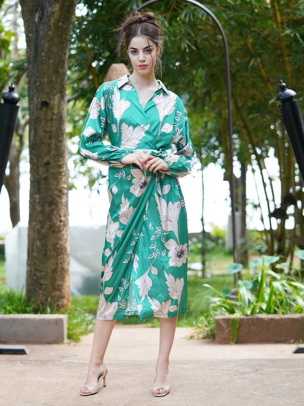 Odette Women Green And White Printed Satin Overlap Stitched Dress