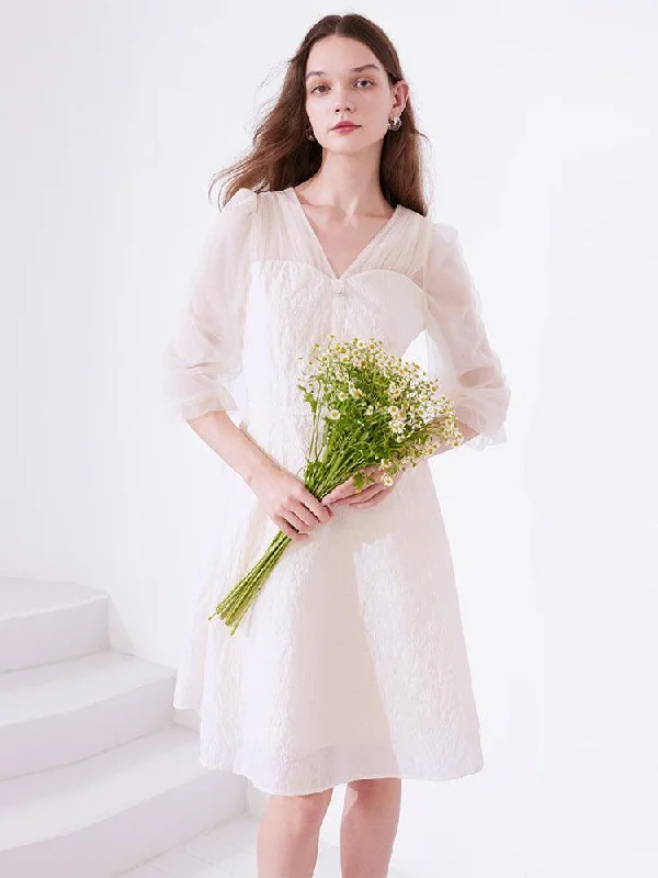 White Mesh Half-Sleeve V-neck Jacquard Dress