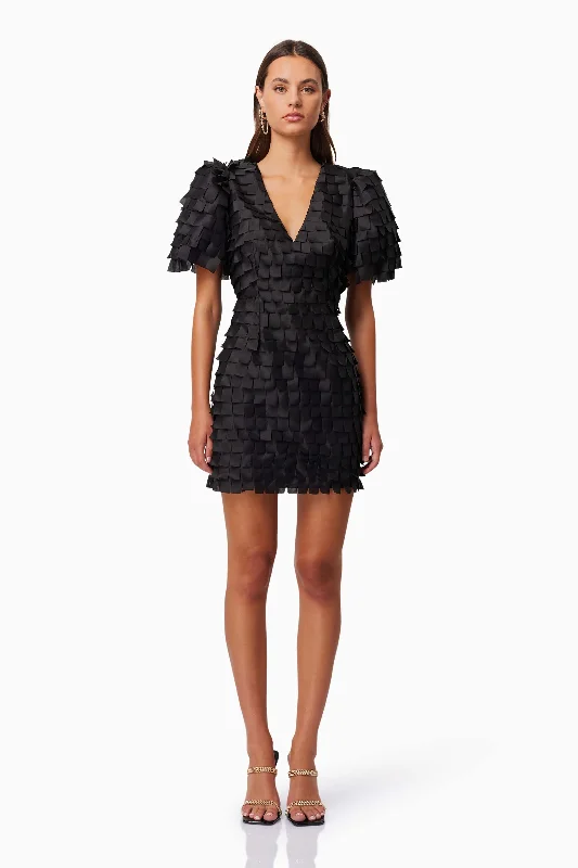Elliatt Hailey Mini Dress - Black Chic Sleeveless Mini Dress