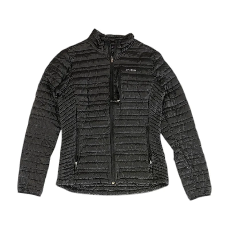 Black Solid Puffer Jacket Snapped Jacket Toggled Jacket Drawstring Jacket