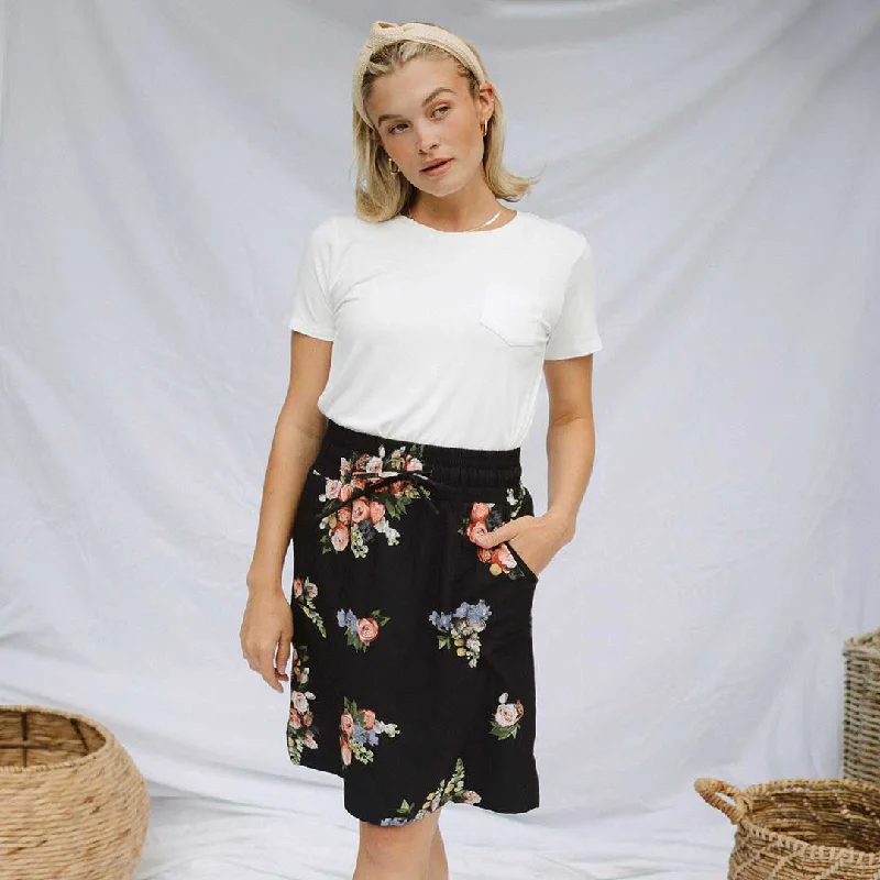 The Away Skirt, Rose Black seamless skirt comfort